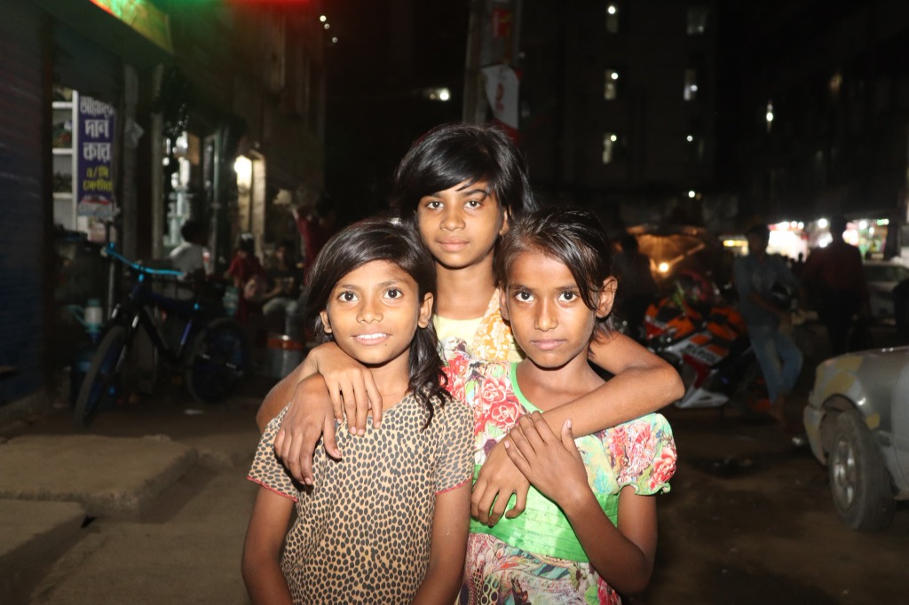 Children supported by Ekti Manush